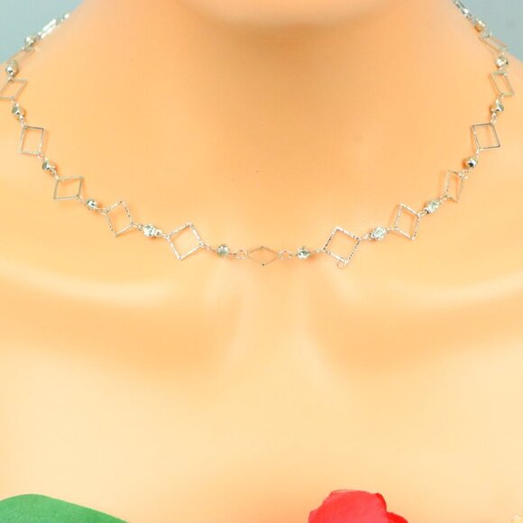 Delicate & Contemporary Necklace Chain, A Lovely Choice for Women, EVCH1858 - Picture 7 of 10